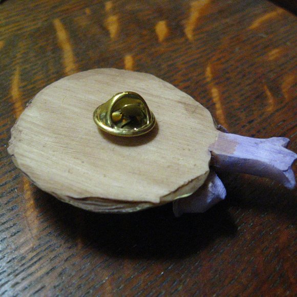 👒 Straw Floral Hat Vintage 1990's Lapel Pin - Picture 7 of 7